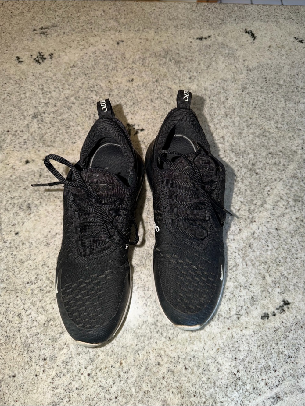 ✨ Nike Air Max 270 Black/White Sneakers | Youth 6.5Y / Women’s 8 | EUC - Picture 2 of 7